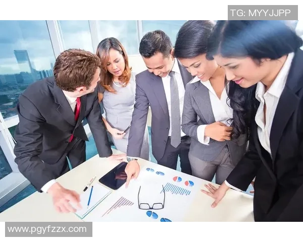 IG在大师赛中的节奏掌控与表现分析探讨 IG在大师赛中的节奏掌控与表现分析探讨