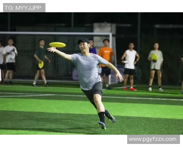 飞盘盛宴揭秘北京飞盘队的训练状态与竞技风采